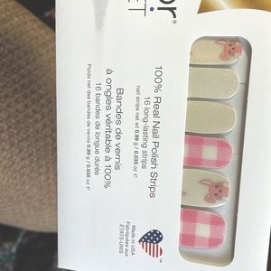 Easter Nails by Color Stree